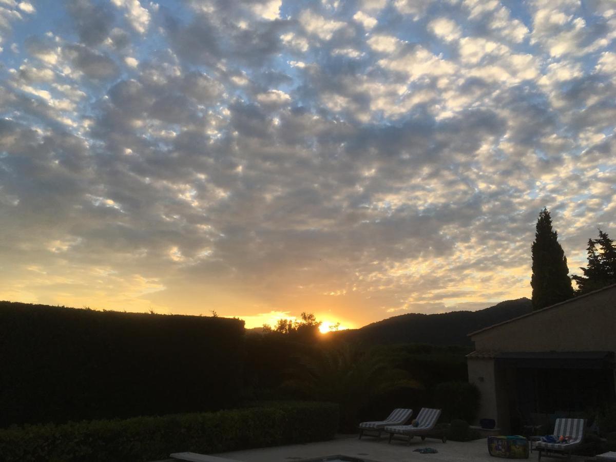 Lovely "Provence" Villa With Sea View, Private Heated Pool, Airco And Beautiful Garden 그리모 외부 사진